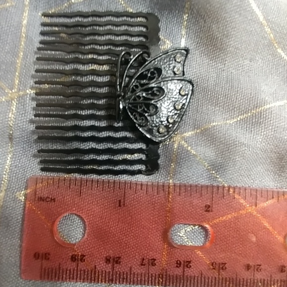6 Black Butterfly Hair Combs - Picture 7 of 7